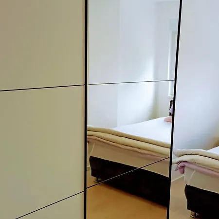 Apartment Aura *